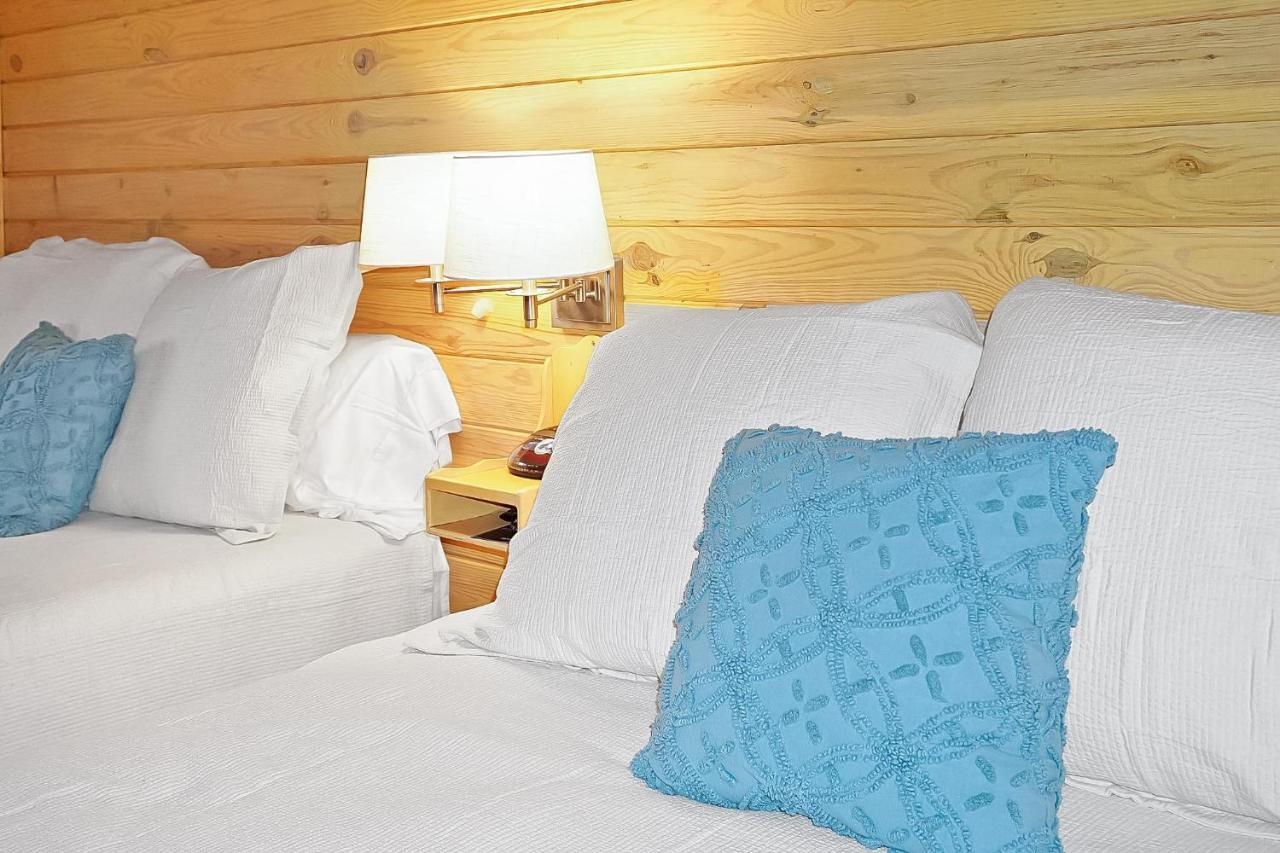 Wimberley Log Cabins Resort And Suites- Unit 8 Buitenkant foto